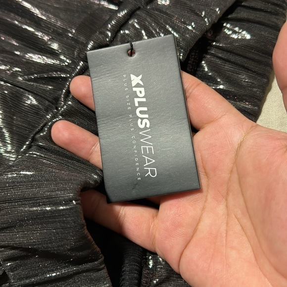 Plus wear Metallic Wide Leg Pants - XXL - Picture 10 of 10